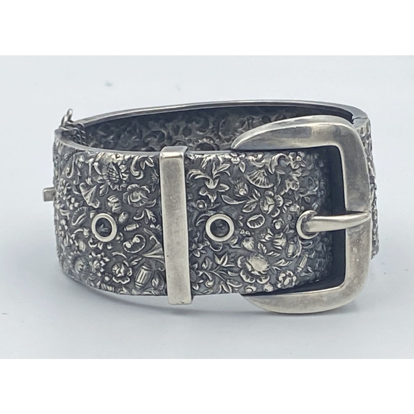 Very Best Victorian Sterling Buckle Bangle - WOW