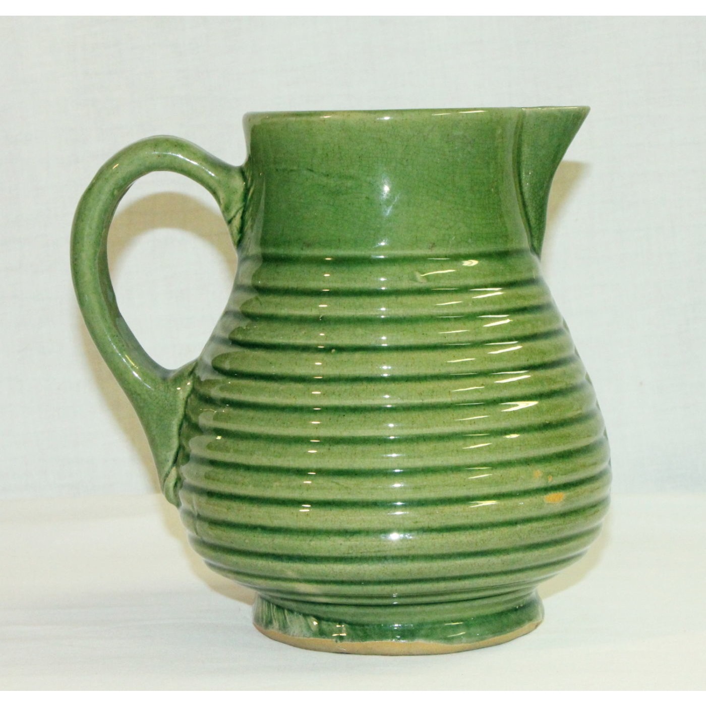 Brilliant Green-Glazed Ringware Water Table Pitcher