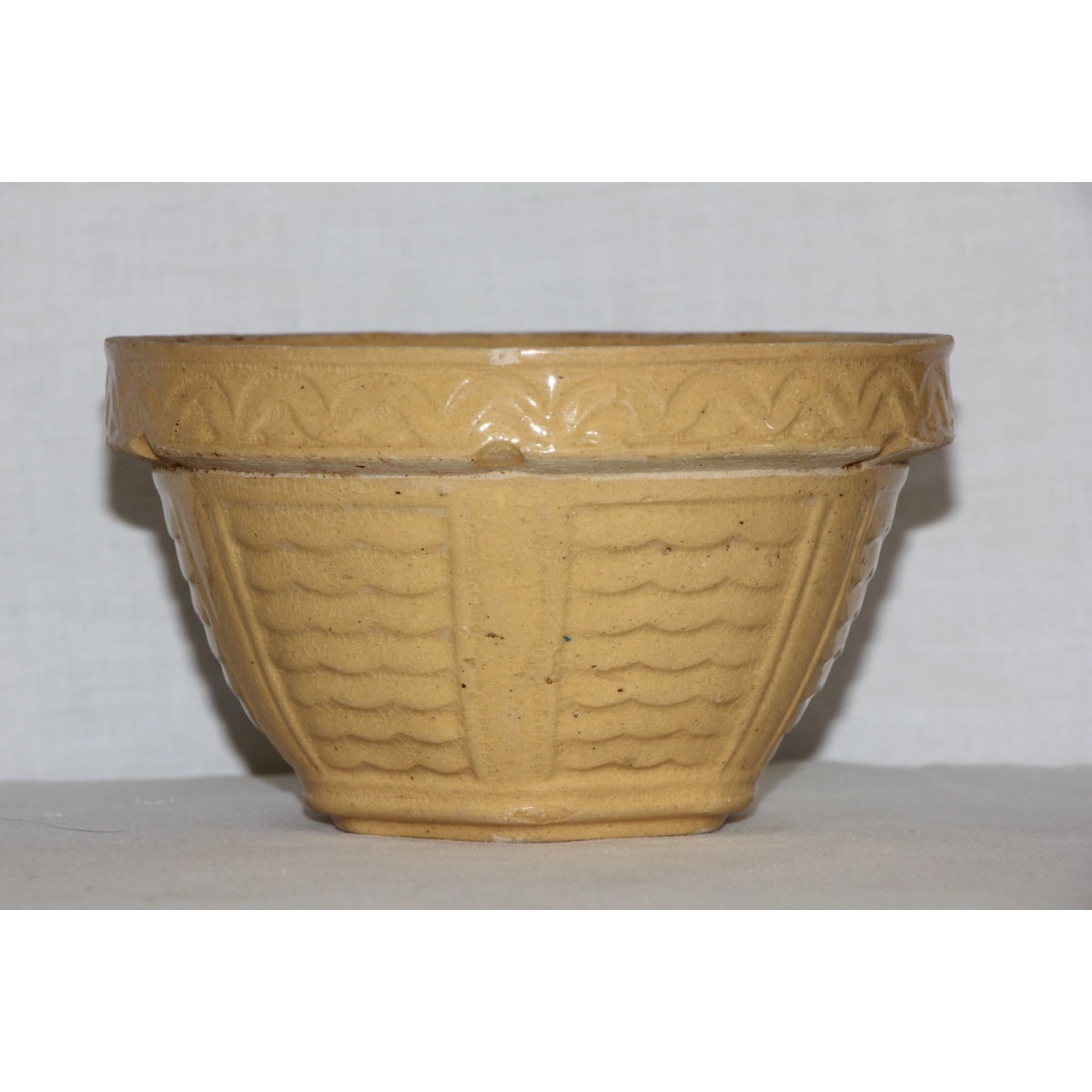Unusual Yellow not Green-Glazed 6" Waves and Bars Bowl