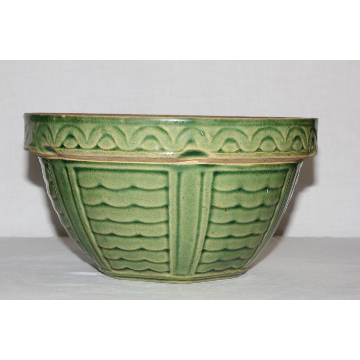 Beautiful Green-Glazed Large Waves and Bars Bowl