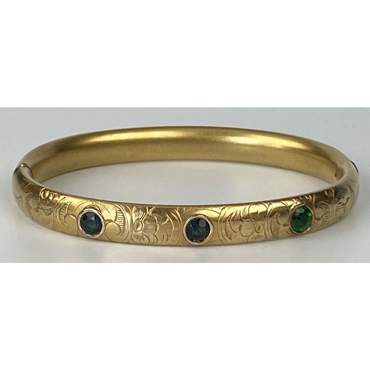 Lovely Emerald Green Stones Engagement Bangle Bracelet