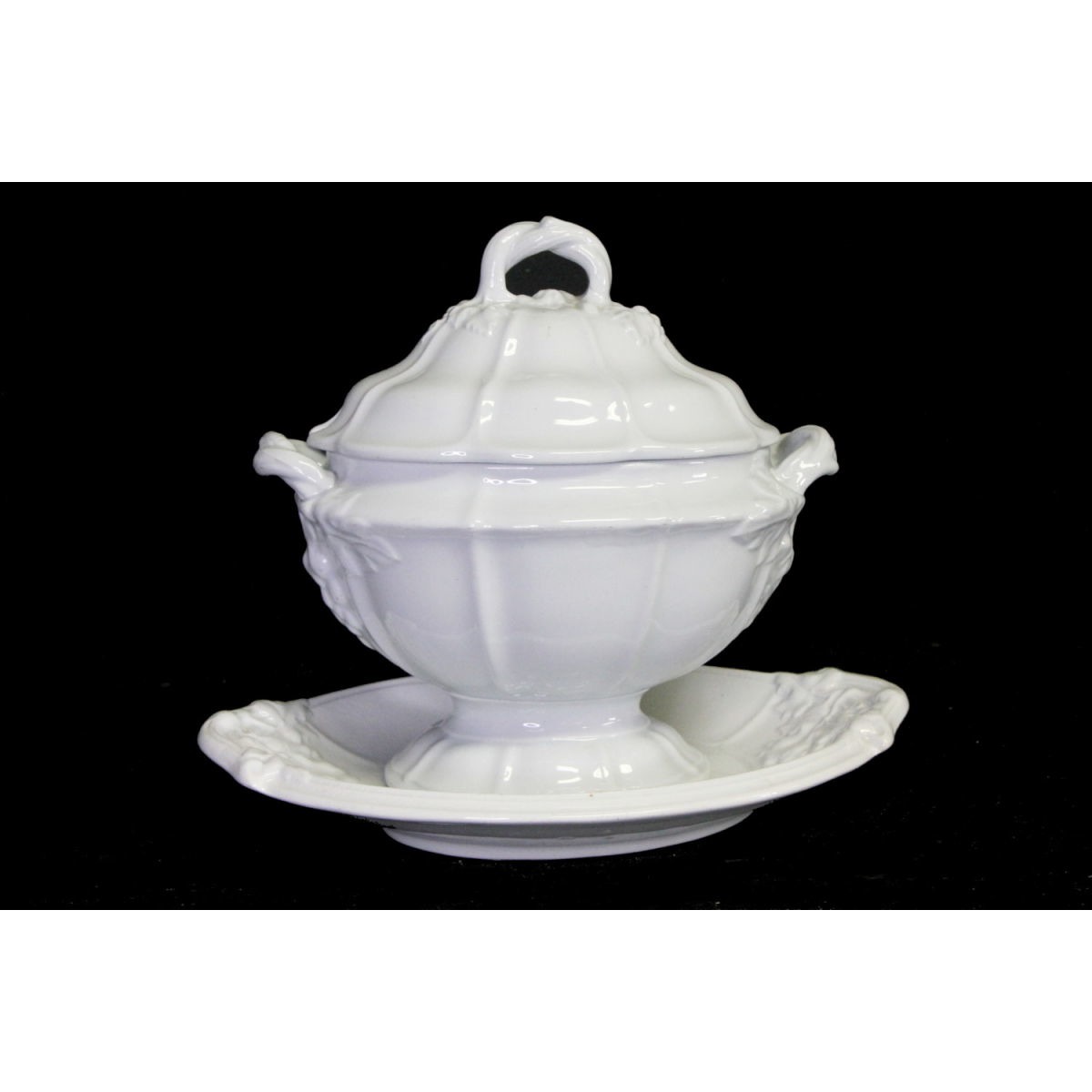 Awesome Grape Cluster Ironstone Sauce Tureen