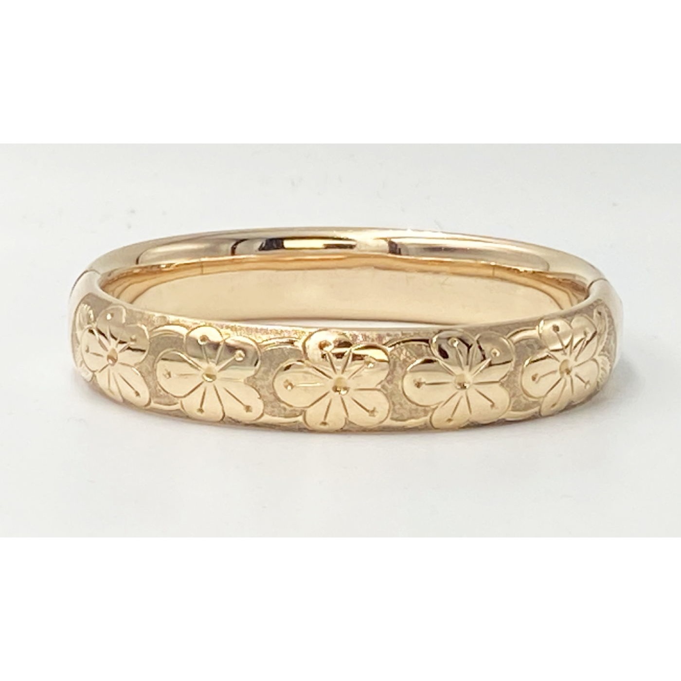 Lovely Row of Pansies Narrow Stacker Engagement Bangle - 7.25" Wrist
