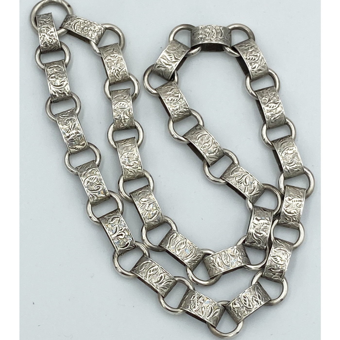 18" Wonderful Swirl Link & Ring Highly Polished Antique English Silver Chain - Chain Only