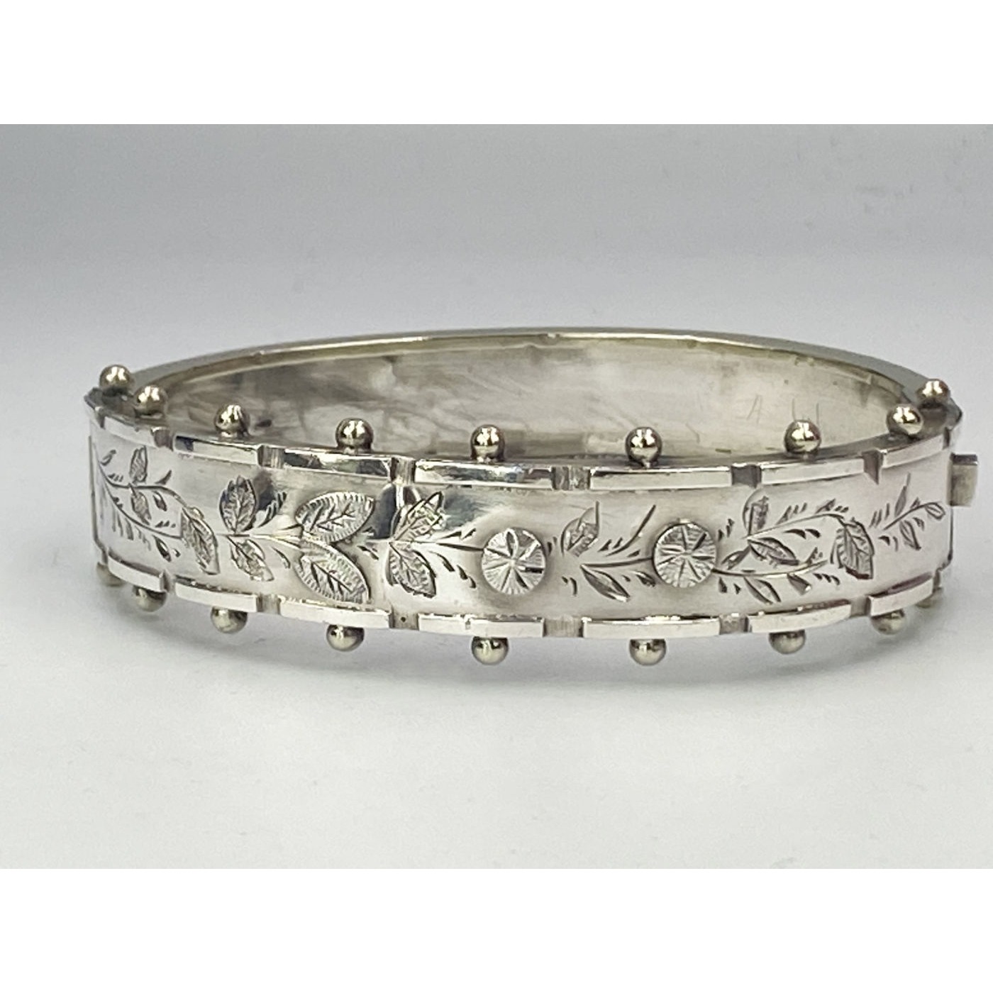 Beaded Outer Edge Applied Flowers Narrow English Silver Bangle