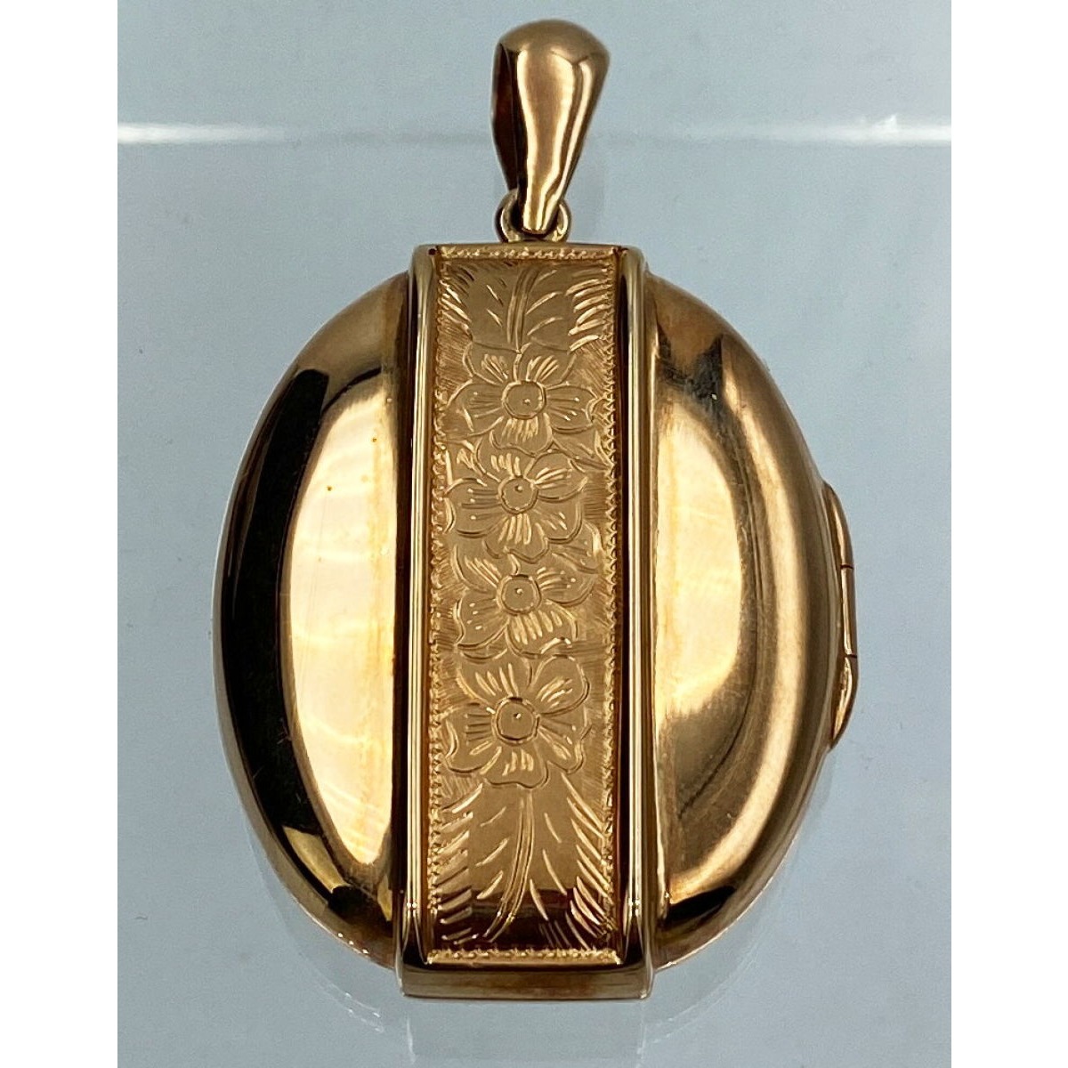 Gorgeous LARGE 15kt Gold Locket with Vertical Floral Band, ca. 1880
